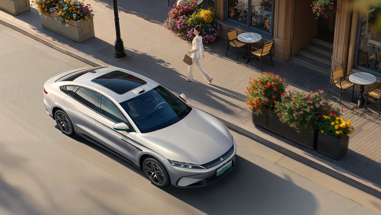 中國(guó)品牌高端化標(biāo)桿，比亞迪漢長(zhǎng)續(xù)航版補(bǔ)貼后15.98萬(wàn)元起