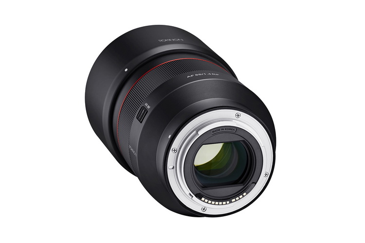 SR85mmF14RF_2.jpg